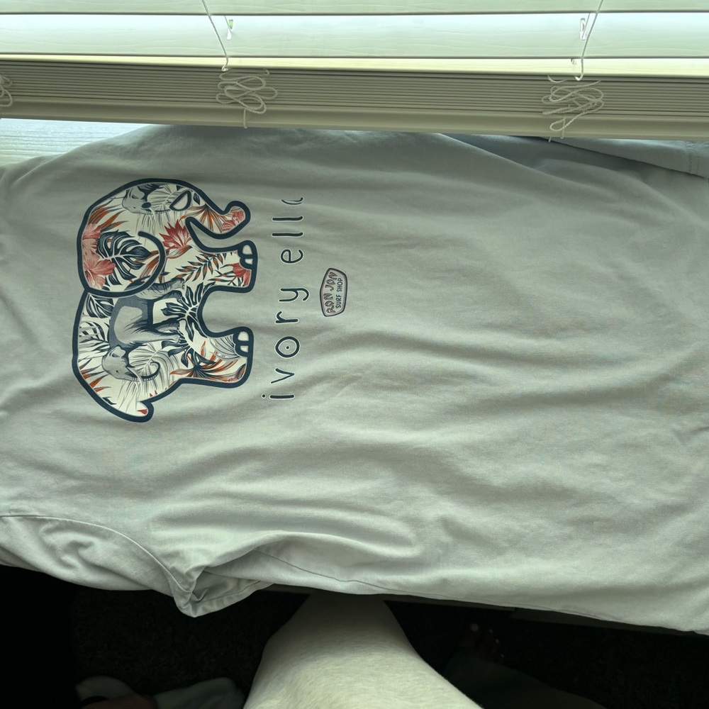 Very good condition, no stains, worn a few times